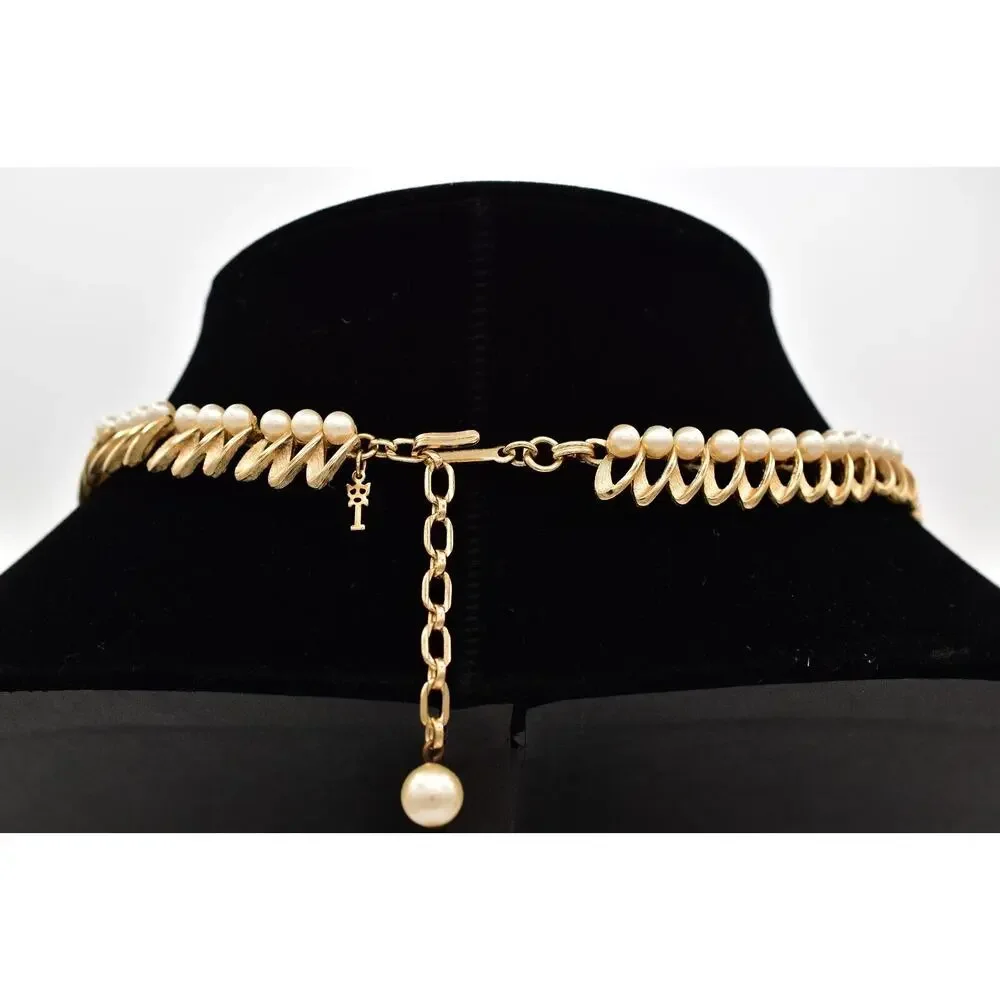 Crown Trifari Vintage Choker Necklace Pearl Brushed Gold Signed 50s 1940s BinBL
